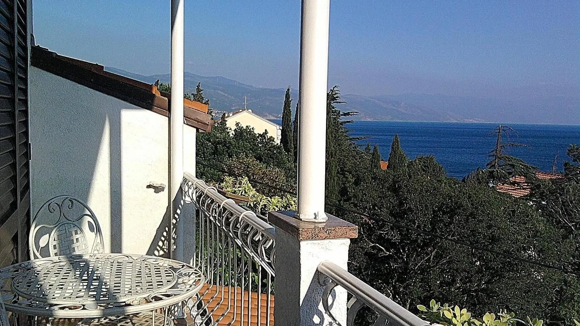 Grosse Wohnung Mit Garten In Novi Vinodolski 0*,  Croatia